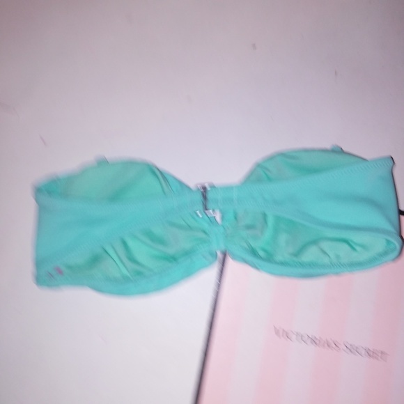 Victoria Secret Swim Bikini Top - Picture 7 of 8